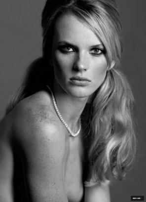 amateur pic Anne Vyalitsyna