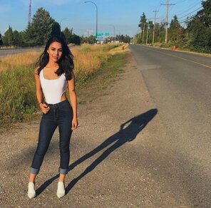 foto amadora You Letting Her Hitch Hike With You?