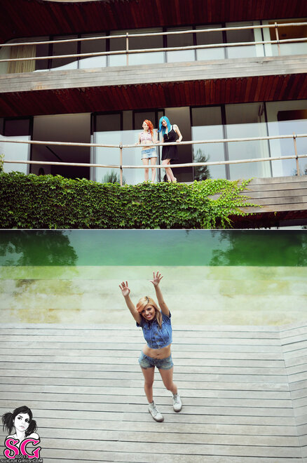 945b317d60a146f8f3a9b81856e8e575