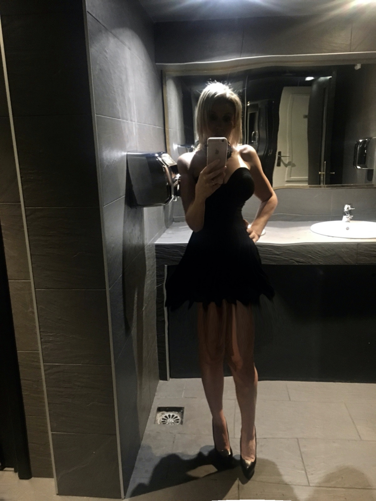 amateur photo f 2