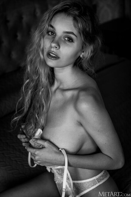 Mila-Amour (138) nude
