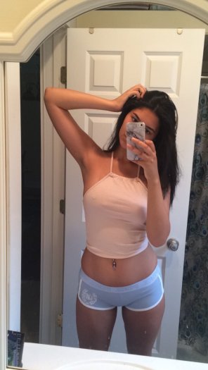amateur pic Piercing and pokies