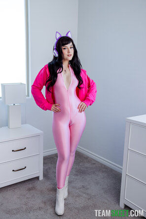 amateurfoto Anal Big Booty PAWG Slutty Teen Jade Valentine