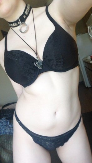amateur pic Love my stomach in this one
