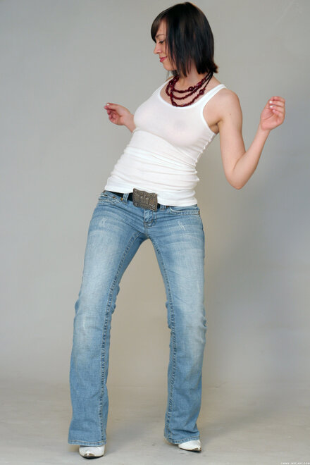 Satisfied-Artwork_DAV_6_0002