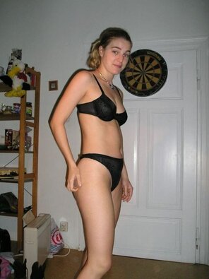 zdjęcie amatorskie panties-thongs-underwear-24127