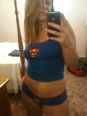 foto amatoriale supergirl