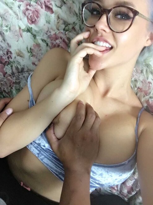 C8EB4744-859F-4E5A-B52F-3D4AF4F5E528