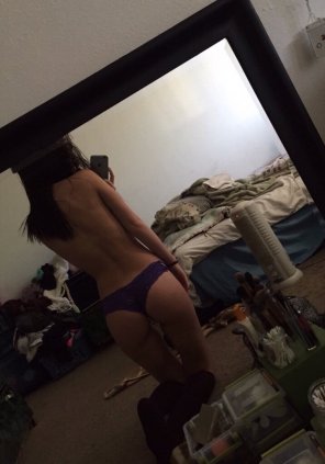Messy room, great body.