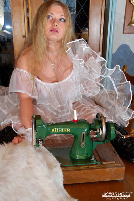 Meile 20080202-00249 nude