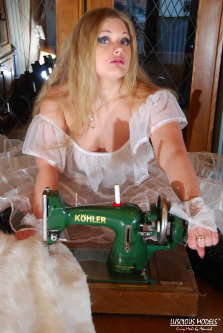 Meile 20080202-00251 nude