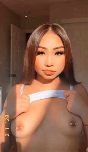 amateur photo Asian slut Angel Lee (32)