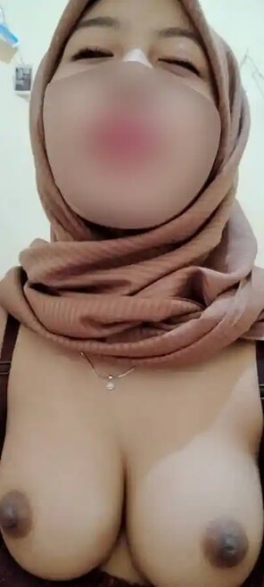 zdjęcie amatorskie Hijab slut