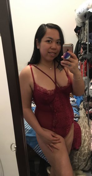 amateur pic Getting ready [f]or my date ðŸ˜˜