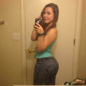 photo amateur Aurielee Summers - Jeans Booty