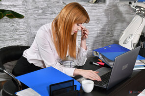 Spunky Stressed CEO Scarlett Jones Relaxes During Office Sex With Hung Employee – 70 pics