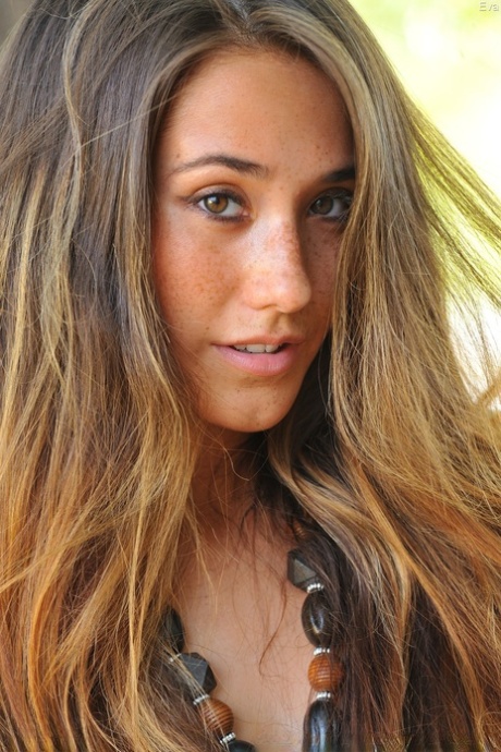 amateur photo 57827982_026_436e