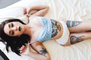 amateur-Foto Skin Beauty Tattoo Arm Model 