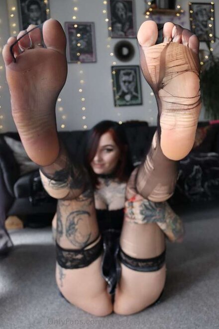 DCBE2B29-F5E0-4D9B-8782-F7533CCC76DF