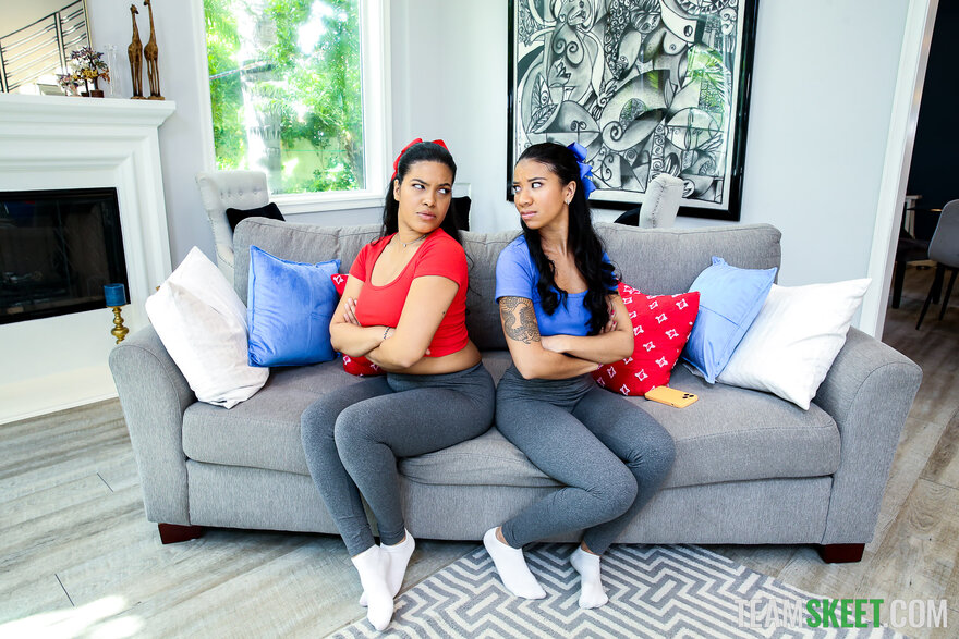 stepsiblings_ameena_green_and_maya_farrell_053