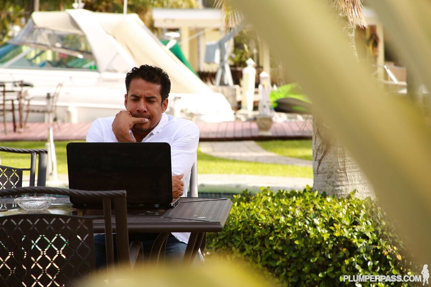 2748pp_Amerie_Thomas_382