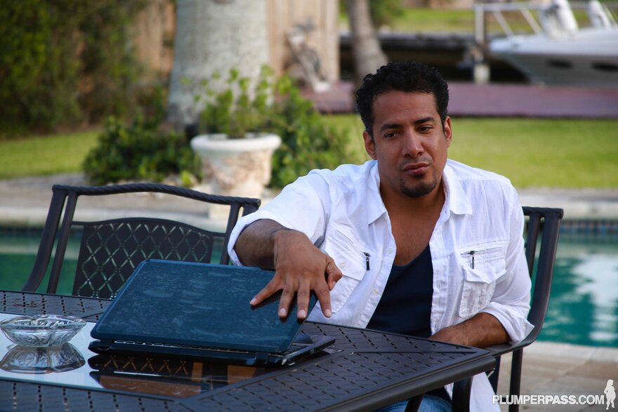 2748pp_Amerie_Thomas_502