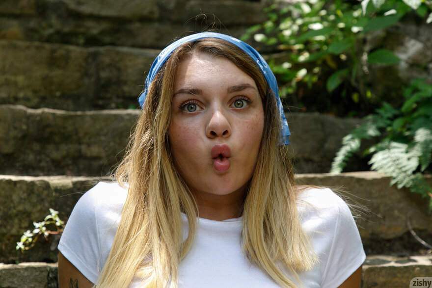 whole_027_0408082002082713