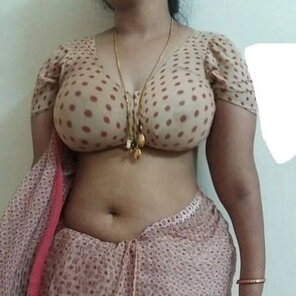 photo amateur saree boobs sexy saree girl