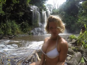 foto amatoriale Water Nature Bikini Jungle Water resources 