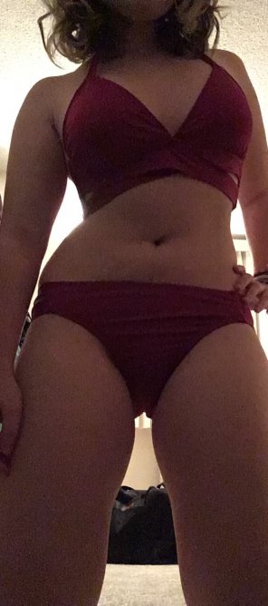 foto amateur [OC] i'm 4'11 and 32D so hopefully this sub is for me :)