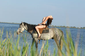 foto amadora MetArt_Riding_Olga-K_high_0002