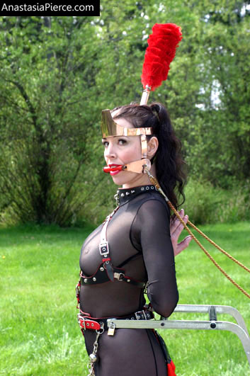 amateur photo PonyGirl056
