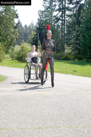 amateur photo PonyGirl084