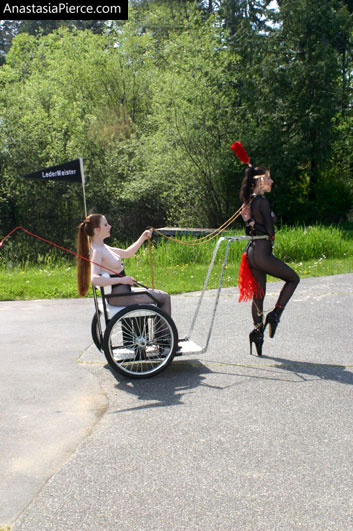 amateur photo PonyGirl188