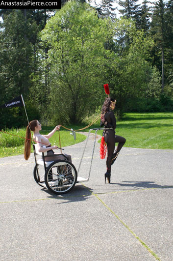 amateur photo PonyGirl189