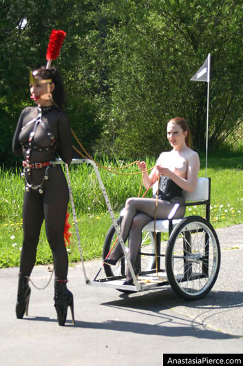 amateur photo PonyGirl217