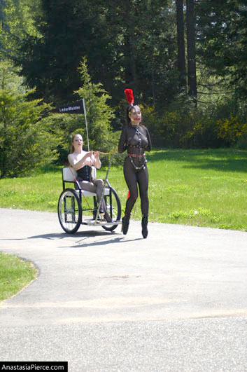 amateur photo PonyGirl227