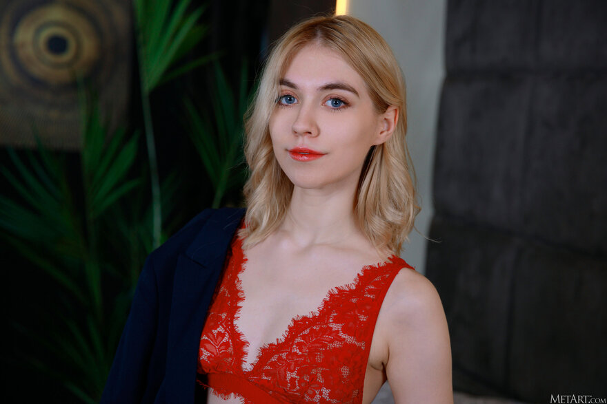 MetArt_Ready-to-Pounce_Mia-Muse_high_0006