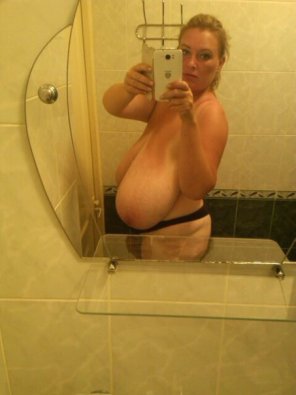 amateur-Foto Bathing Shower Mirror Selfie Arm 