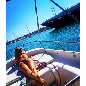 foto amadora Sun tanning Boat Yacht Boating Vacation 