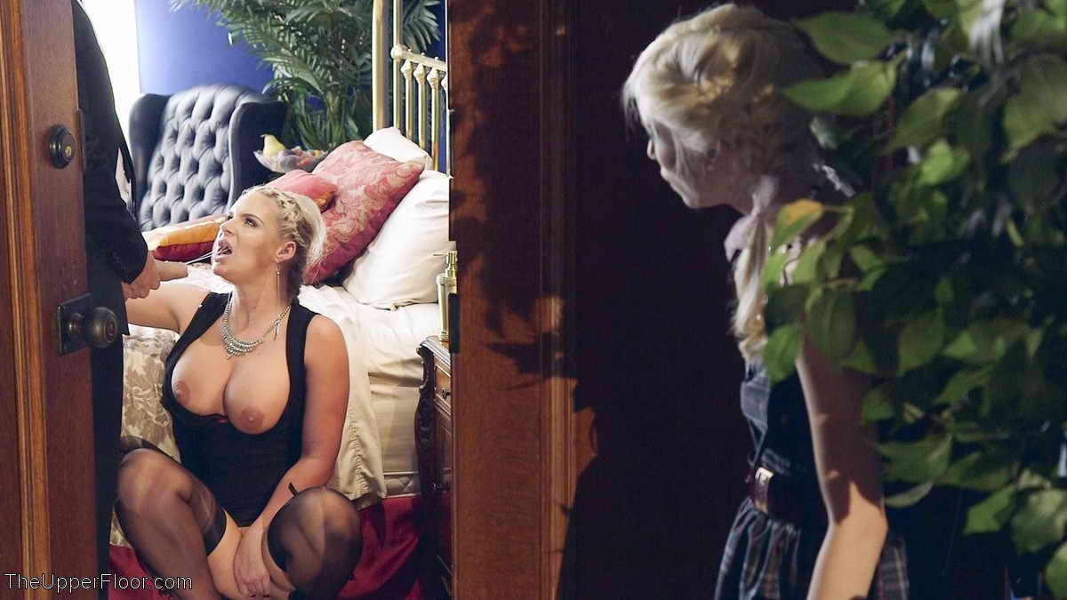 amateur photo Piper Perri, Phoenix Marie1 (17)