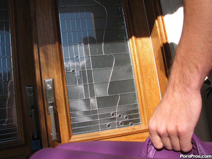 mc_kagneylynnkarter_pics_003