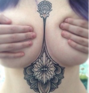 amateur pic Inked in between