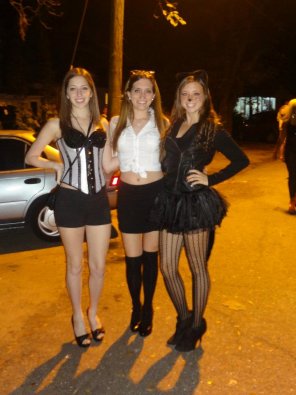 amateurfoto Three ready for the party