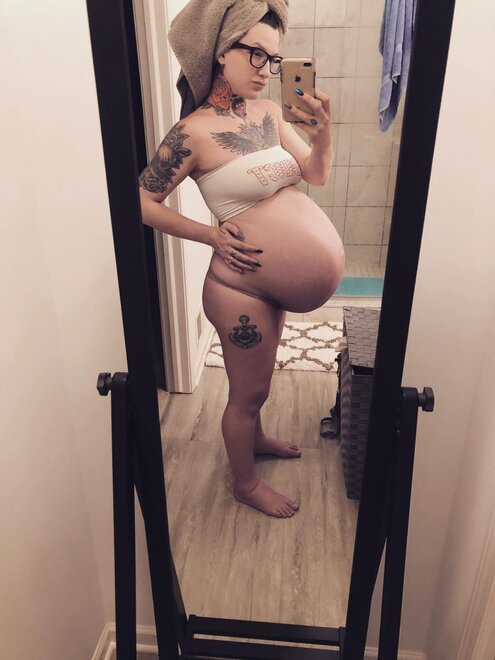 Massive 37 Week Twin Bump - Two 7lb Babies