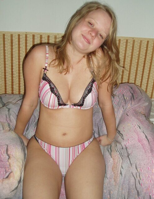 9598424-1223786028_880x660 (2) nude