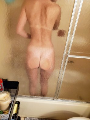 foto amatoriale Ass on the glass [F19]