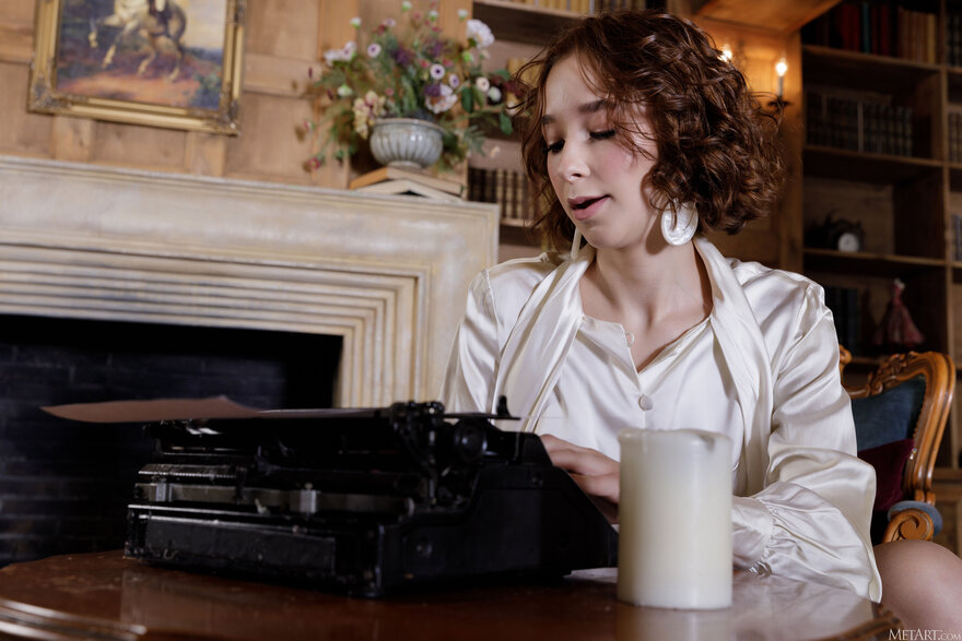 MetArt_Parlor-Tease_Rea-Ready_high_0028