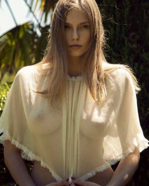 foto amadora Transparent blouse