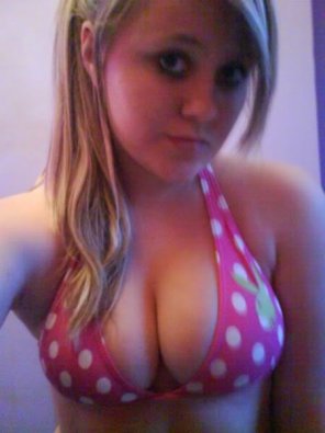 photo amateur Pink bikini